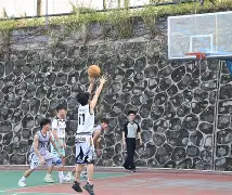 欧洲篮球职业赛场争夺激烈,强强对话 欧洲篮球职业赛场争夺激烈,强强对话