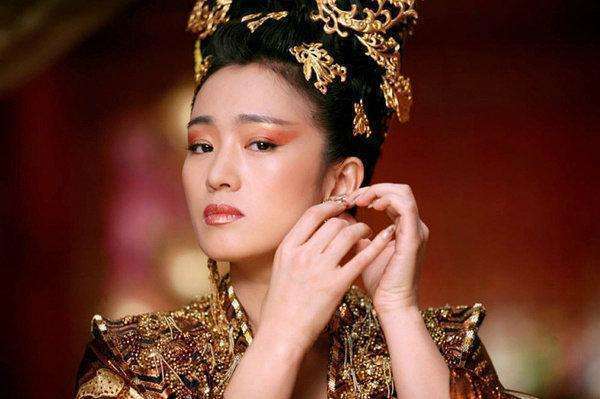 热火爆冷不敌魔术,巩俐异军突起中完美表现神带队前行! 热火爆冷不敌魔术,巩俐异军突起中完美表现神带队前行!